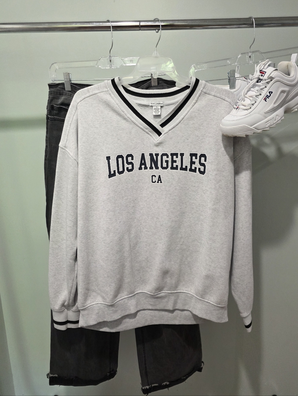 Better Together Los Angeles Graphic V-Neck Sweatshirt - Light Gray Sz Xl